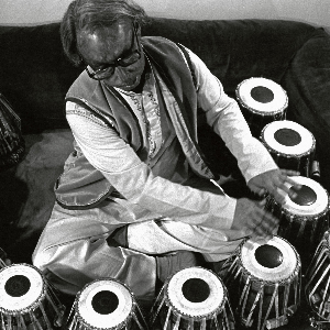 Kamalesh Maitra – Raag Kirwani On Tabla Tarang