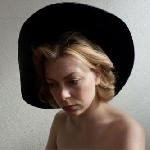 Islaja – Keraaminen Pää